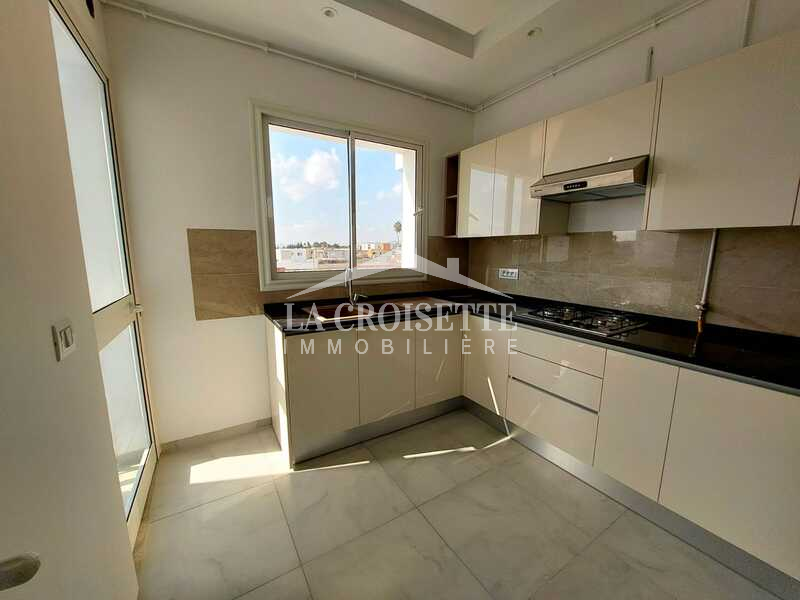 Appartement S+2 à La Soukra